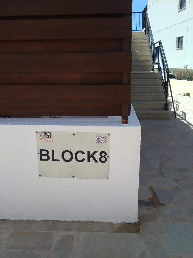 Apartment In Kato Pafos & 10 Min To Venus Beach מראה חיצוני תמונה