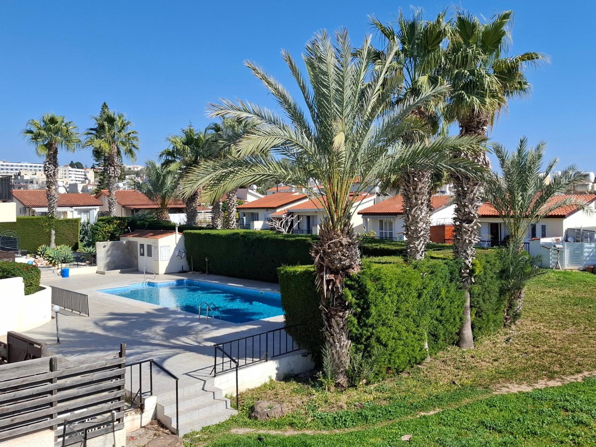 Apartment In Kato Pafos & 10 Min To Venus Beach מראה חיצוני תמונה
